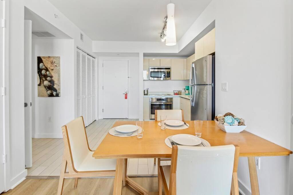 Ocean View 2Br 2Bth Hallandale Beach Miami Ft Lauderdale エクステリア 写真