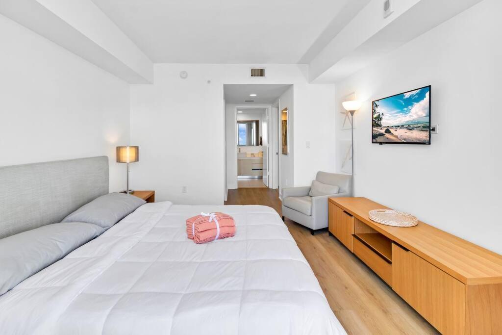 Ocean View 2Br 2Bth Hallandale Beach Miami Ft Lauderdale エクステリア 写真